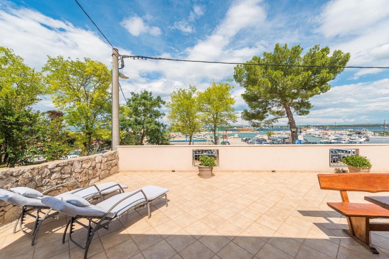 Villa Marica à Tkon Extérieur photo