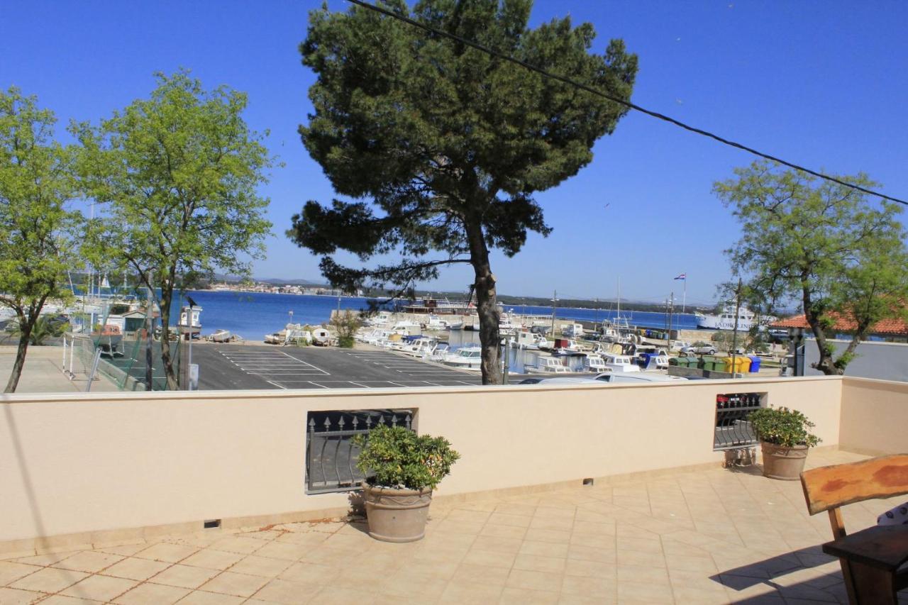 Villa Marica à Tkon Extérieur photo